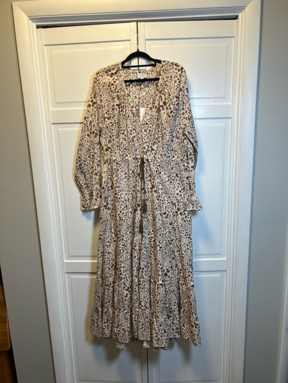 NWT Mudpie Dolan Maxi Dress Long Sleeve Tiered Leopard Print Size Womens Medium